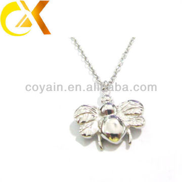 Chine alibaba Pendentif en bijoux en acier inoxydable, pendentif en forme de forme d&#39;abeille à la mode